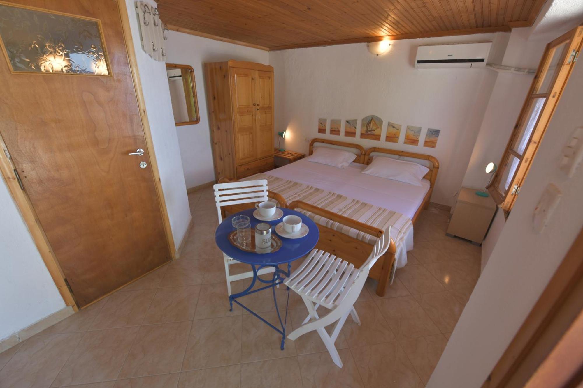 Secret Sporades Panoramic Residence Klíma Pokoj fotografie